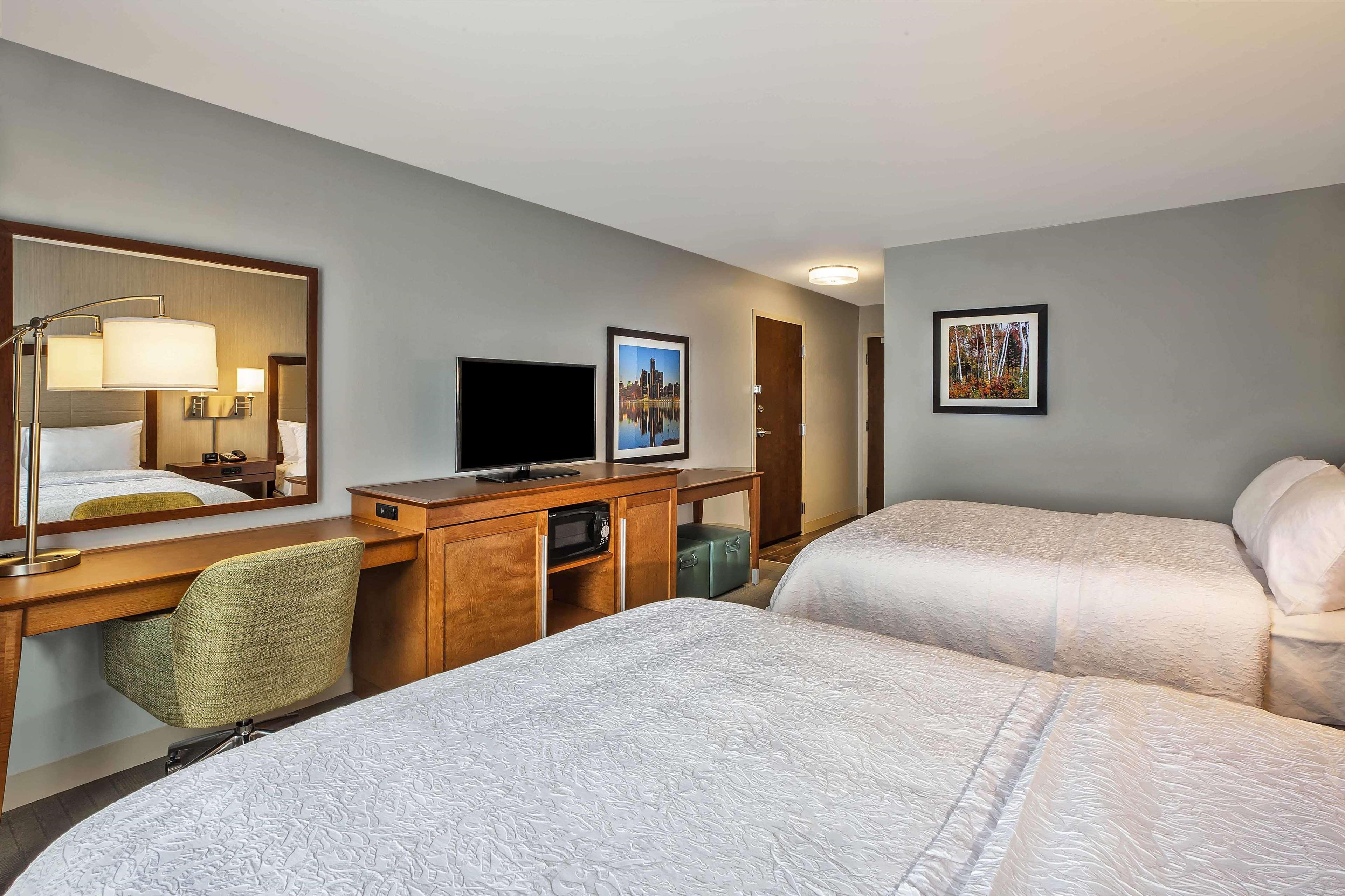 Hampton Inn By Hilton West Bloomfield Novi Farmington Hills Dış mekan fotoğraf